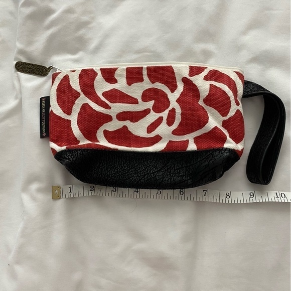 RebekahScottDesigns Wristlet Red White Design Faux leather base wristlet handle - Picture 1 of 8